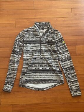NWOT Nike Pro Dri-Fit Women's Half-Zip Long Sleeve Running Jacket - Size Small